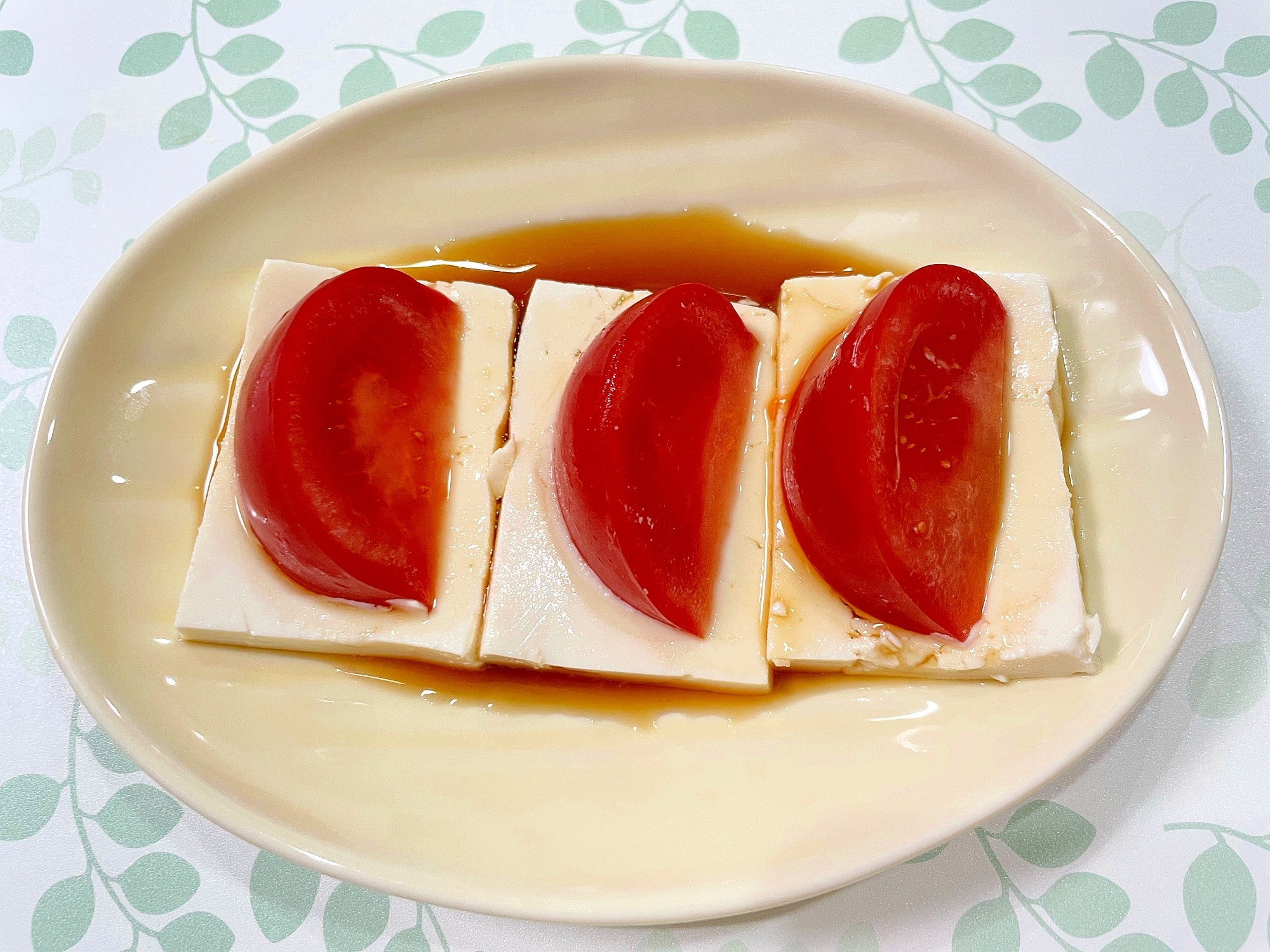豆腐とトマトのサラダ　わさびドレッシング