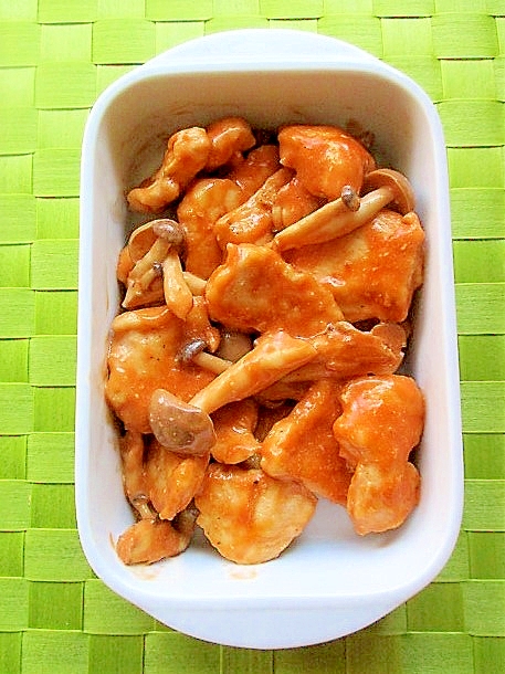 節約おかず♪簡単！鷄むね肉としめじのオーロラ炒め